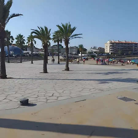 Sylvie- Cerca Playa Riells- 4 * L'Escala